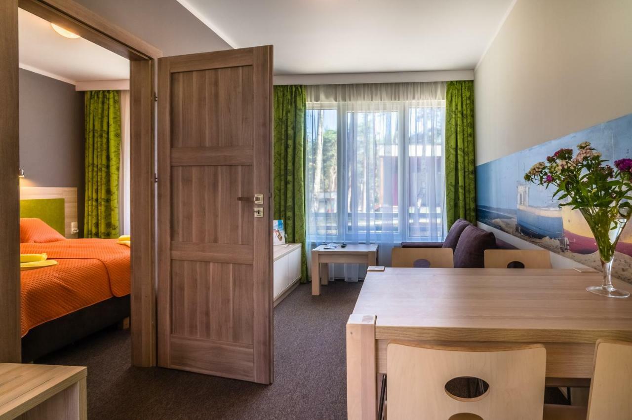 Hotel *** Nat كرينيتا مورسكا المظهر الخارجي الصورة