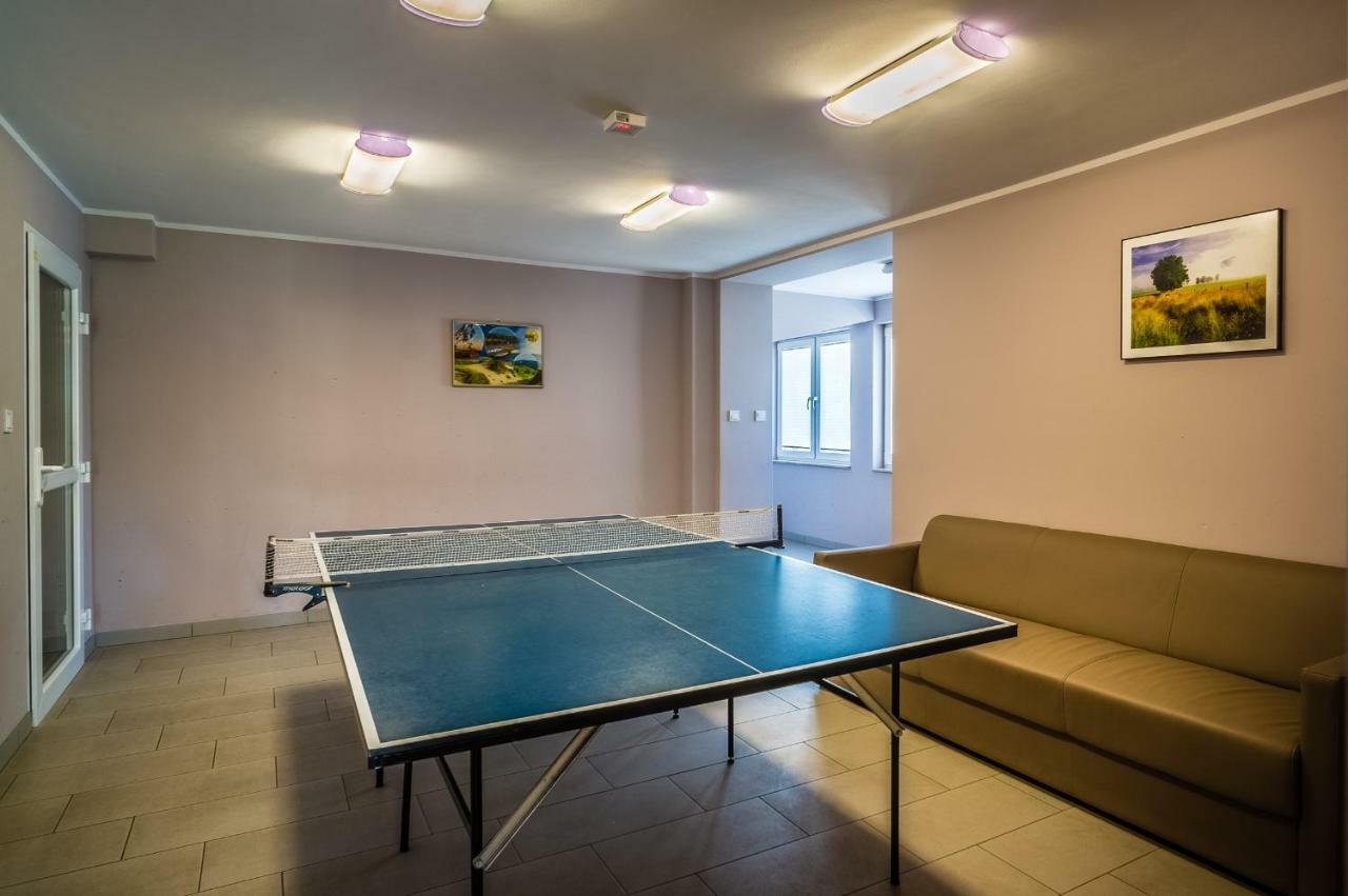 Hotel *** Nat كرينيتا مورسكا المظهر الخارجي الصورة